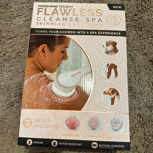 Finishing Touch Flawless Cleanse Spa spinning Brush NEW